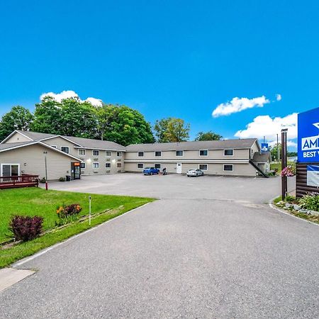 Americas Best Value Inn Marquette Buitenkant foto