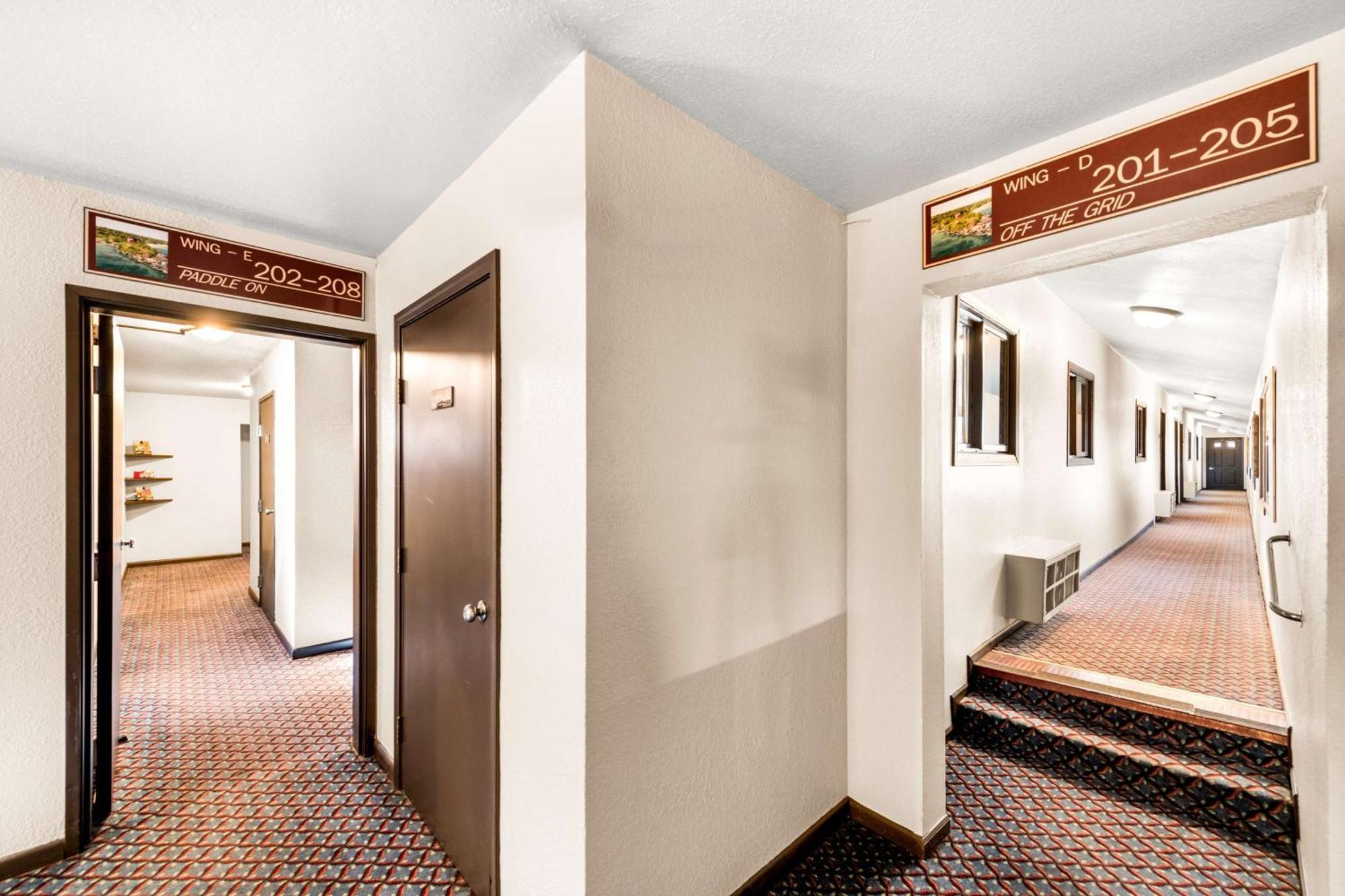 Americas Best Value Inn Marquette Buitenkant foto