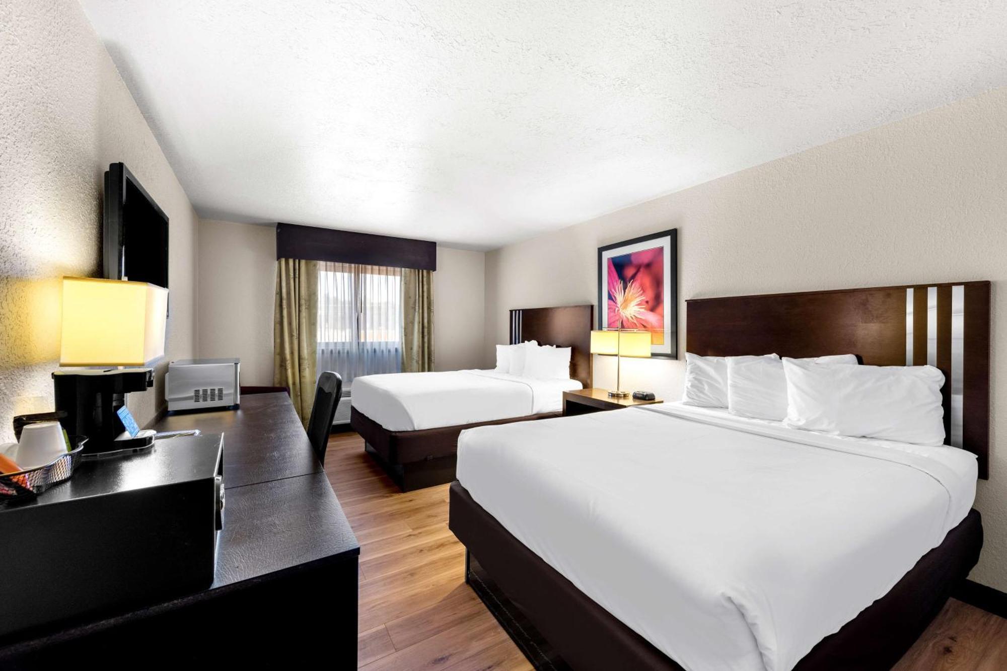 Americas Best Value Inn Marquette Buitenkant foto